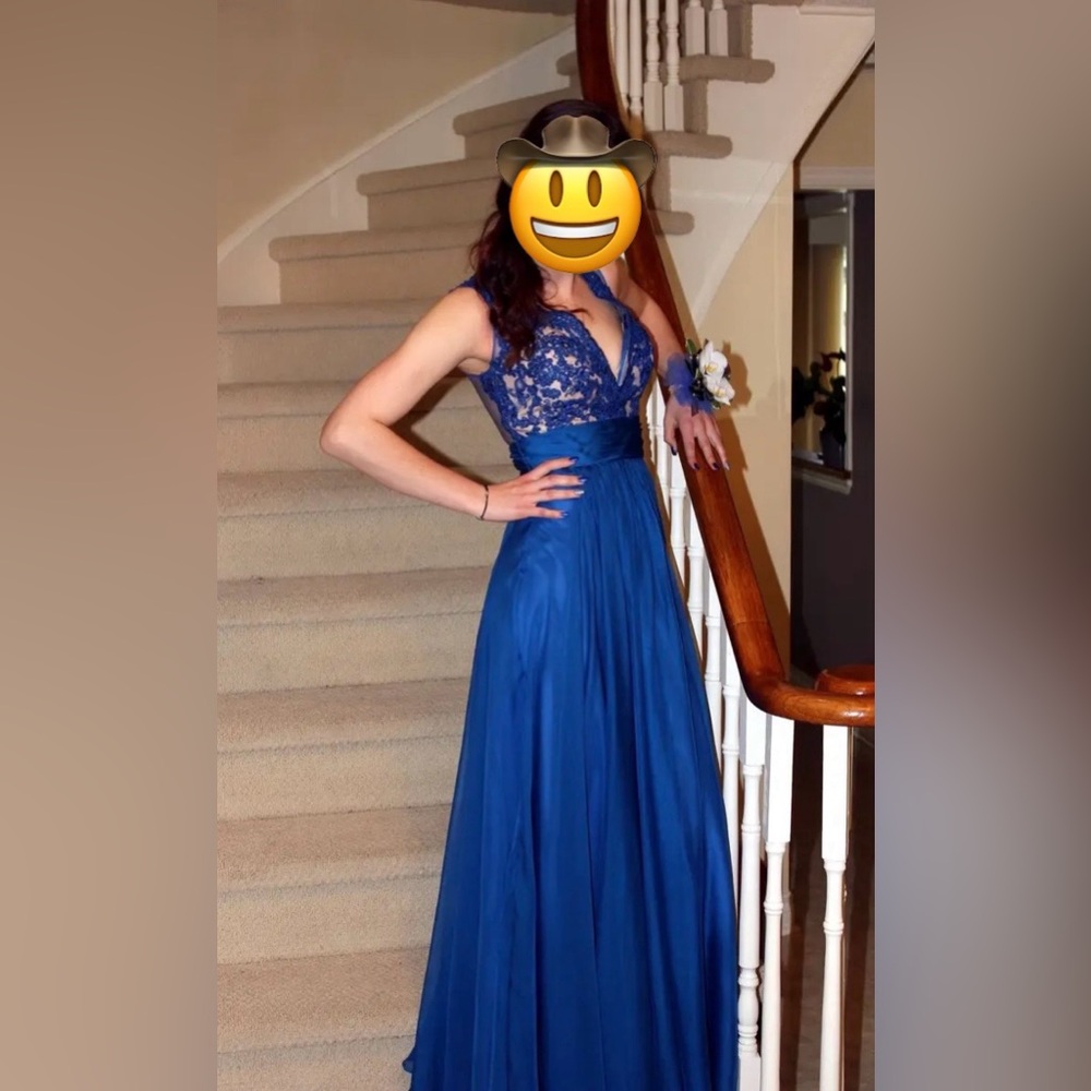 RIANNA COUTURE SIZE 4 PROM DRESS IN ROYAL BLUE